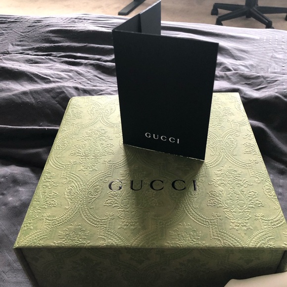 Authentic Gucci Belt - Picture 9 of 11